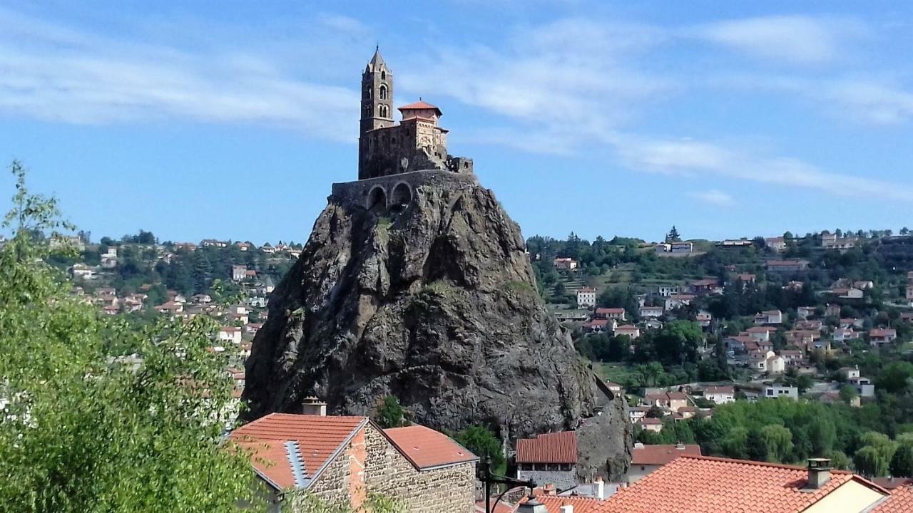 Apartamento Le Petit Séguret Le Puy-en-Velay Exterior foto